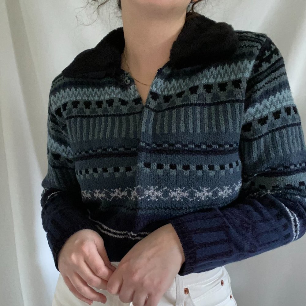 Vintage Karen Scott Petite Navy Blue Cardigan Sweater Top Faux Fur Collar
